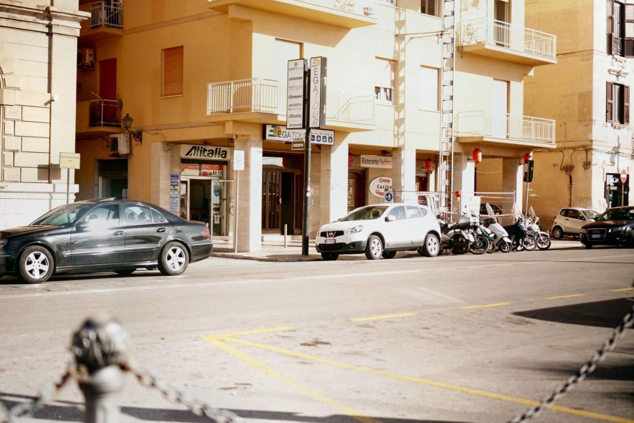 B&B Il Profumo Del Porto Τράπανι Εξωτερικό φωτογραφία