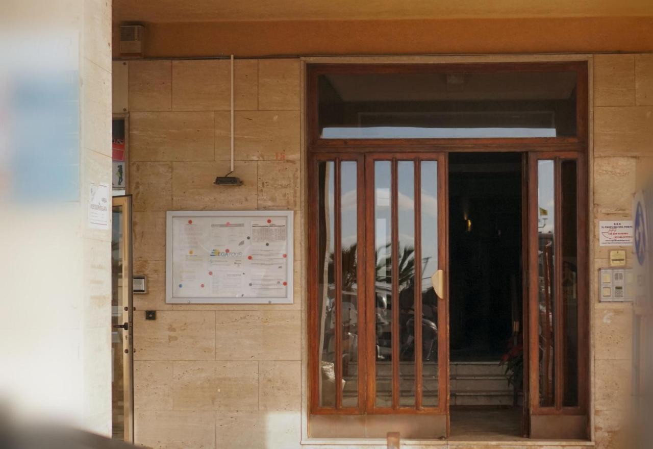 B&B Il Profumo Del Porto Τράπανι Εξωτερικό φωτογραφία